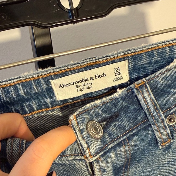 Abercrombie & Fitch Blue Skinny High Rise Jeans Size 24 - Picture 3 of 4